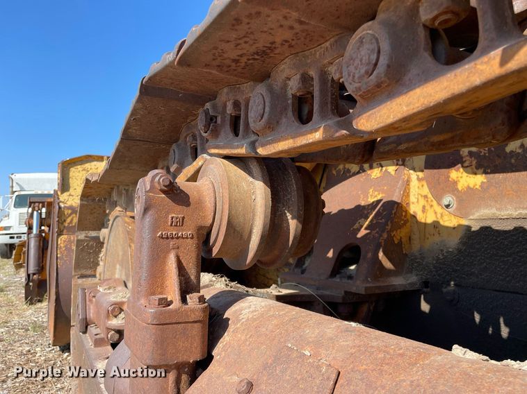 image for item NX9965 1981 Fiat-Allis FL10C  track loader