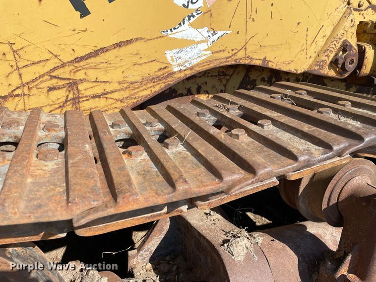 image for item NX9965 1981 Fiat-Allis FL10C  track loader