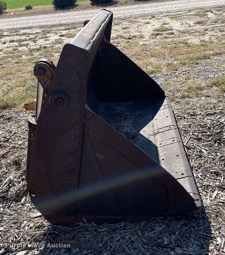 image for item NX9966 Asbury FL10  four-in-one bucket