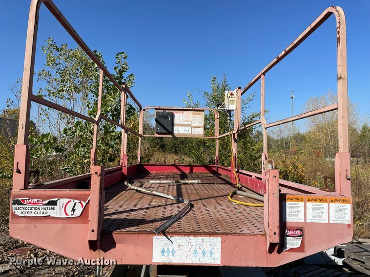 image for item NX9968 Mec 3068ES  scissor lift