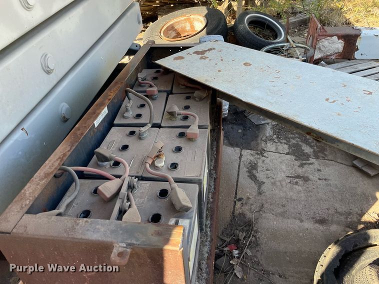 image for item NX9968 Mec 3068ES  scissor lift