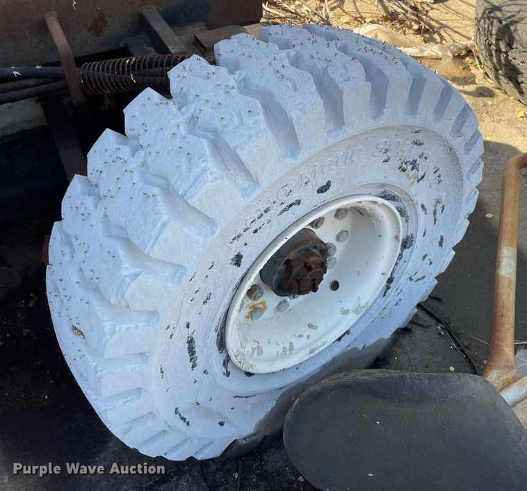 image for item NX9968 Mec 3068ES  scissor lift