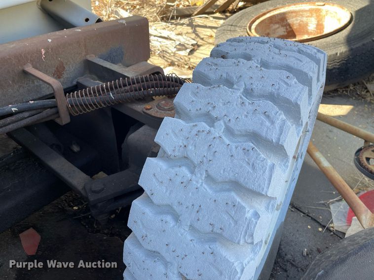 image for item NX9968 Mec 3068ES  scissor lift