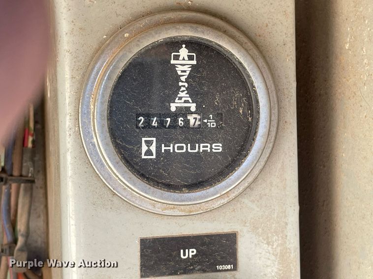 image for item NX9969 1996 Sky Jack SJ9250  scissor lift