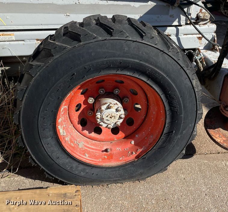 image for item NX9969 1996 Sky Jack SJ9250  scissor lift