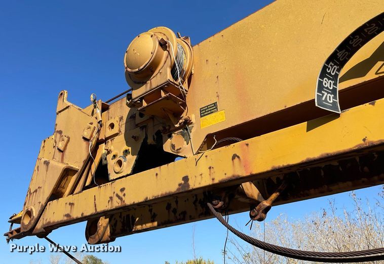 image for item NX9970 1973 Clark 714  crane