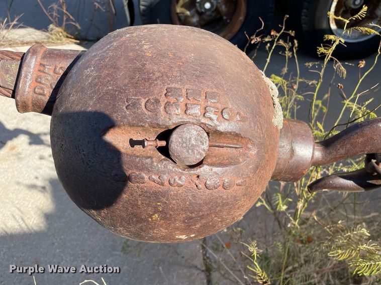 image for item NX9970 1973 Clark 714  crane