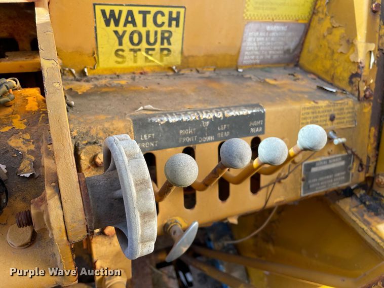 image for item NX9970 1973 Clark 714  crane