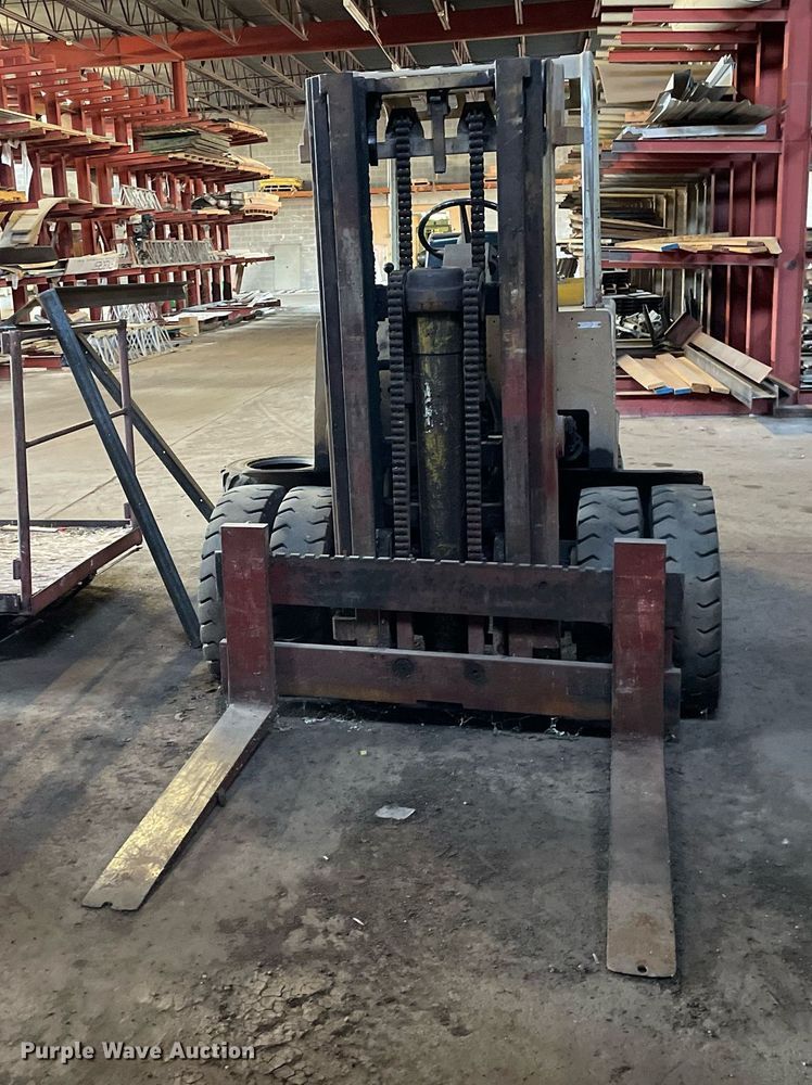 image for item NX9971 Yale GP-080-LBNSBT-086  forklift