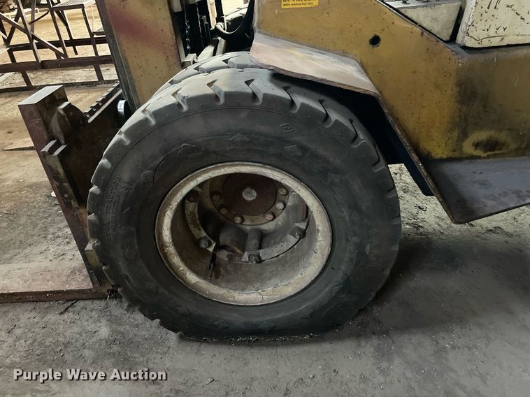 image for item NX9971 Yale GP-080-LBNSBT-086  forklift