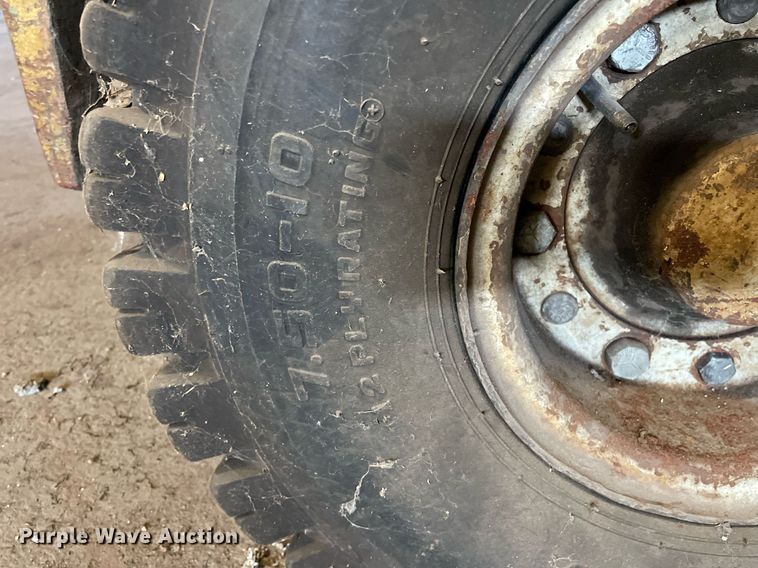 image for item NX9971 Yale GP-080-LBNSBT-086  forklift