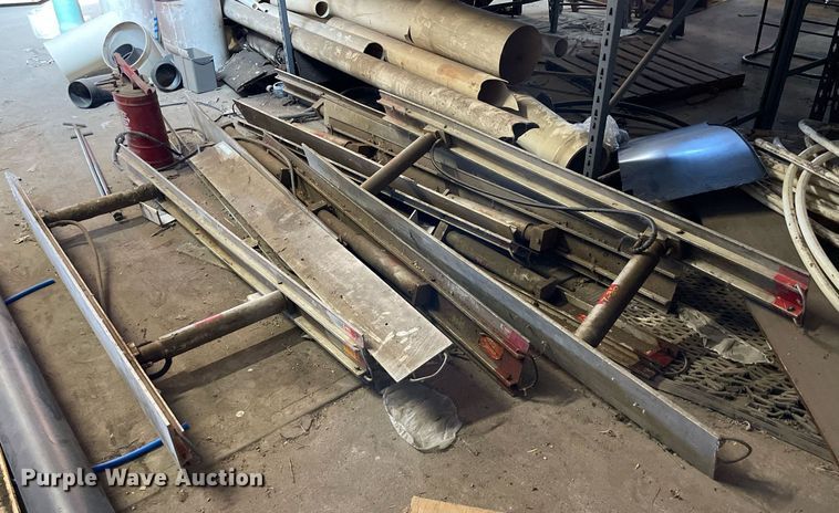 image for item NX9972 Speed Shore 7-36  shoring piles