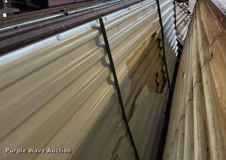 image for item NX9973 Approximately 200 Kelly Klosure enclosure panels