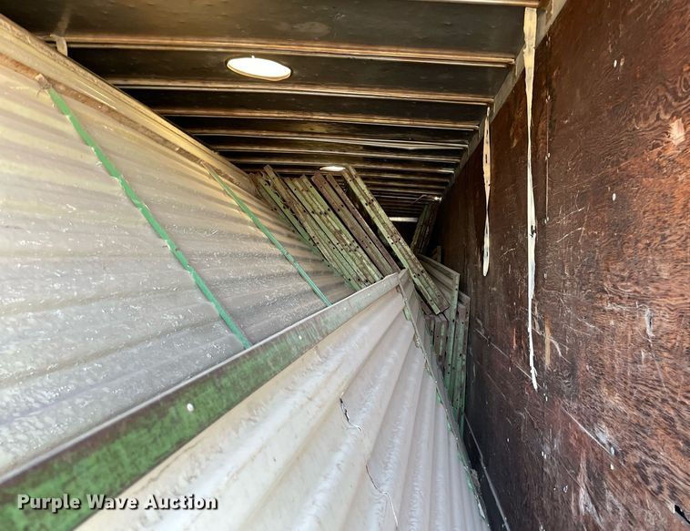 image for item NX9973 Approximately 200 Kelly Klosure enclosure panels