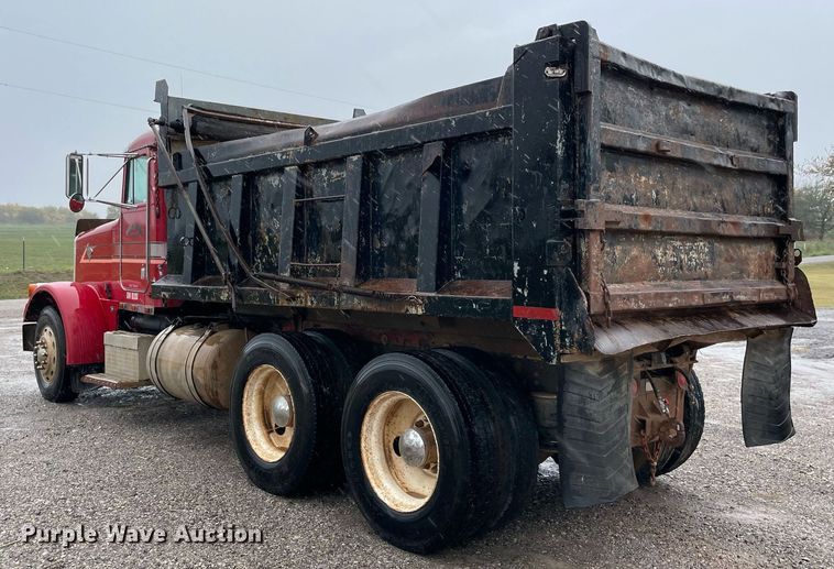 image for item NZ9007 1994 Peterbilt 378  dump truck