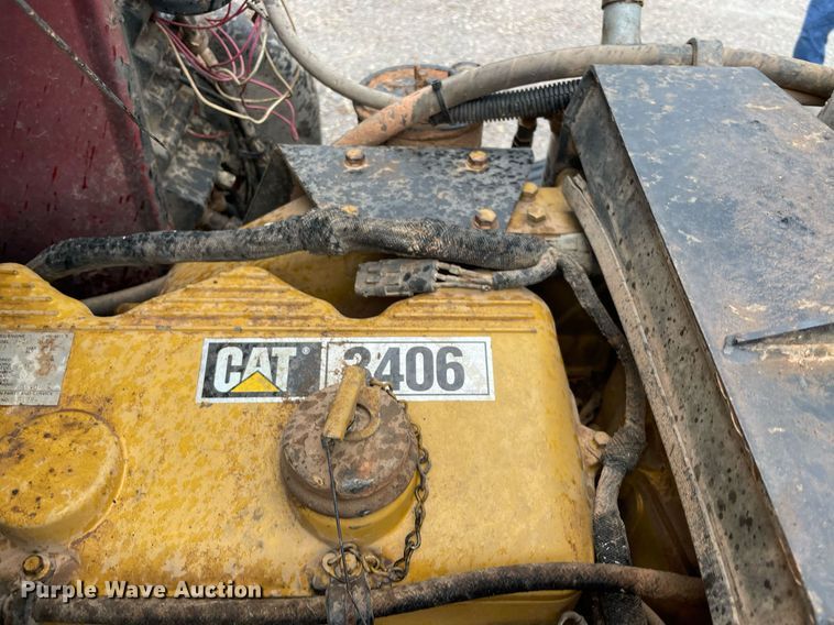 image for item NZ9007 1994 Peterbilt 378  dump truck