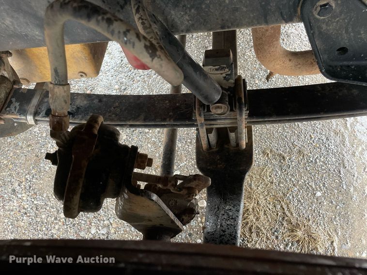 image for item NZ9007 1994 Peterbilt 378  dump truck