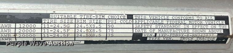 image for item NZ9007 1994 Peterbilt 378  dump truck