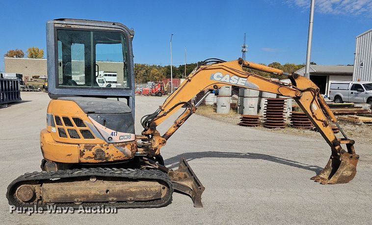 image for item NZ9046 2003 Case CX36  mini excavator