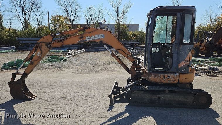 image for item NZ9046 2003 Case CX36  mini excavator