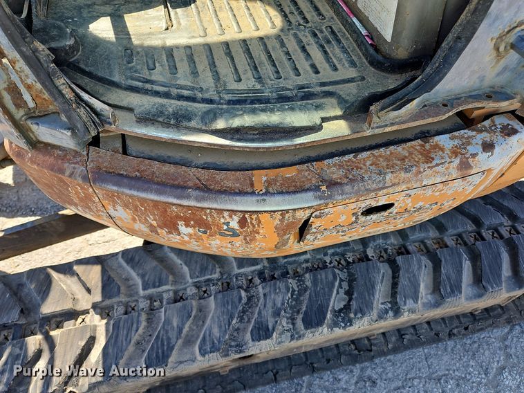 image for item NZ9046 2003 Case CX36  mini excavator