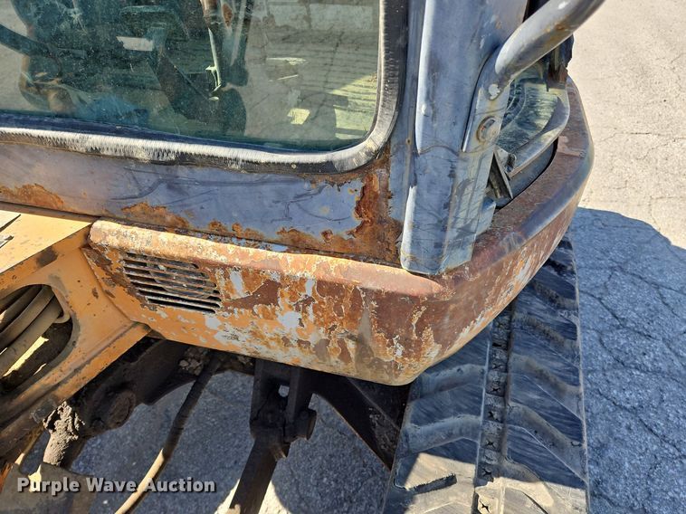 image for item NZ9046 2003 Case CX36  mini excavator