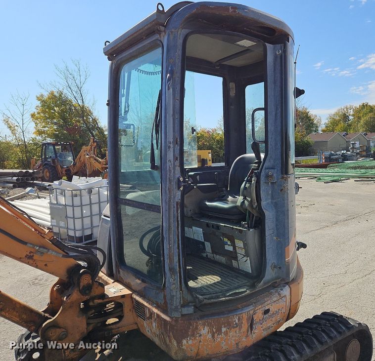 image for item NZ9046 2003 Case CX36  mini excavator