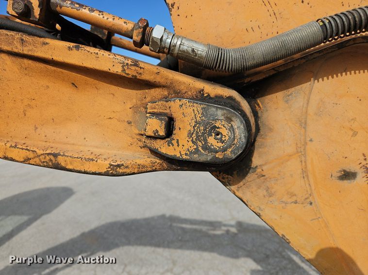 image for item NZ9046 2003 Case CX36  mini excavator