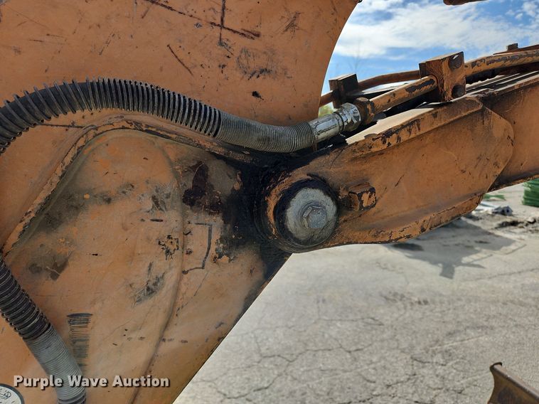 image for item NZ9046 2003 Case CX36  mini excavator