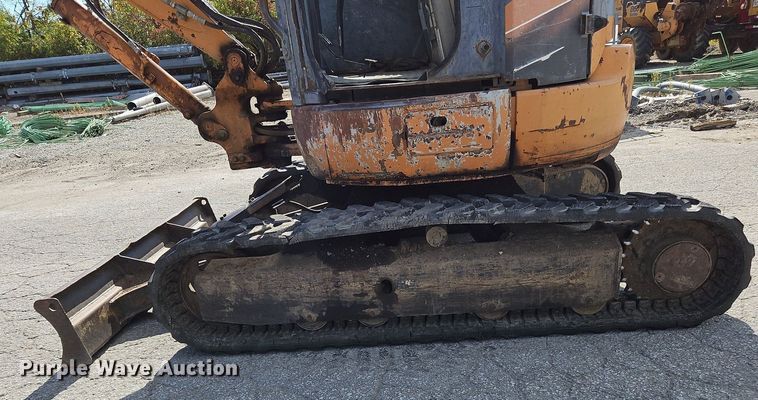 image for item NZ9046 2003 Case CX36  mini excavator