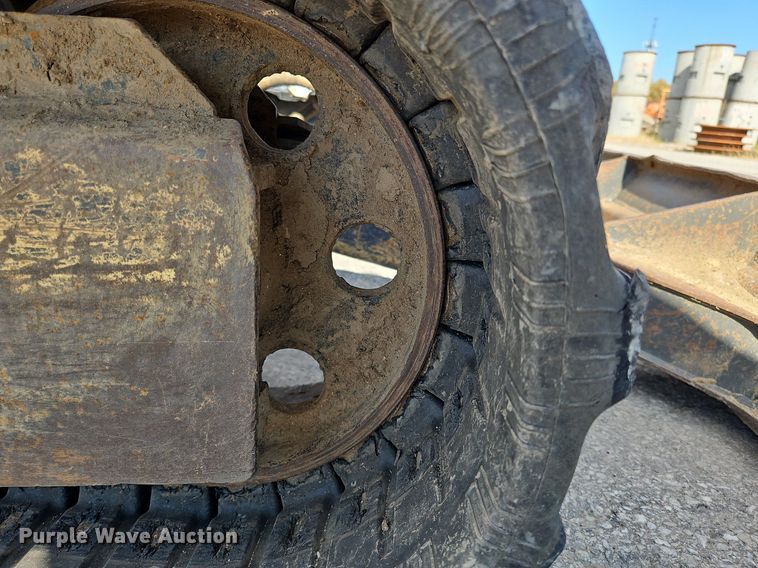 image for item NZ9046 2003 Case CX36  mini excavator