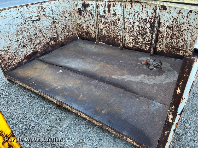 image for item OA9015 (4) dumpsters