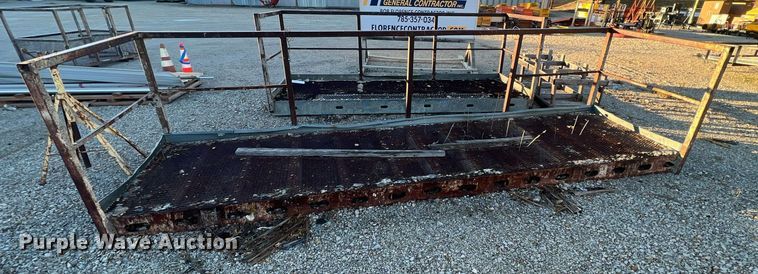 image for item OA9016 (3) man baskets