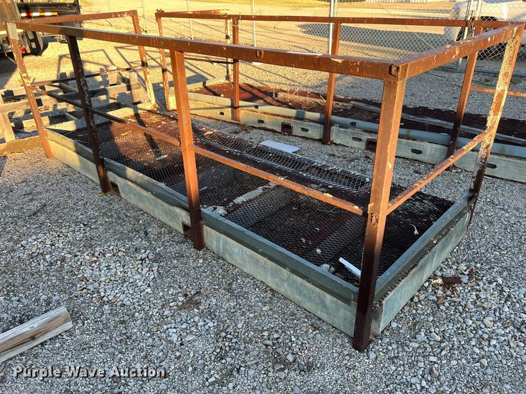 image for item OA9016 (3) man baskets