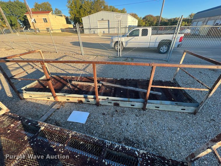 image for item OA9016 (3) man baskets