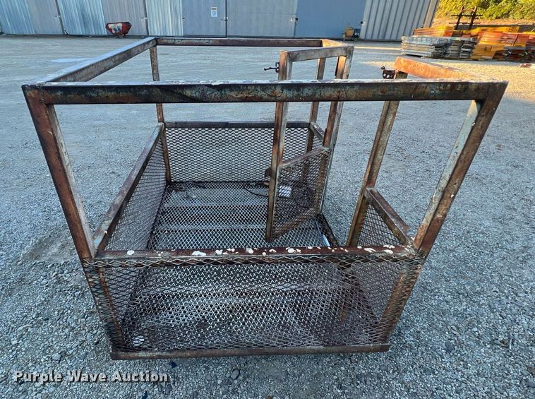 image for item OA9016 (3) man baskets