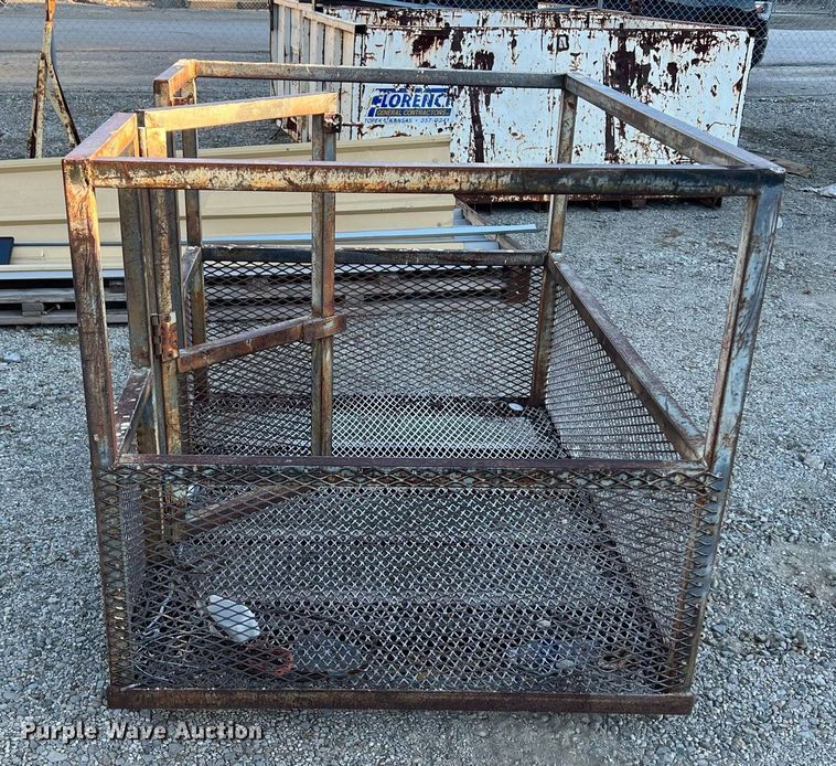 image for item OA9016 (3) man baskets