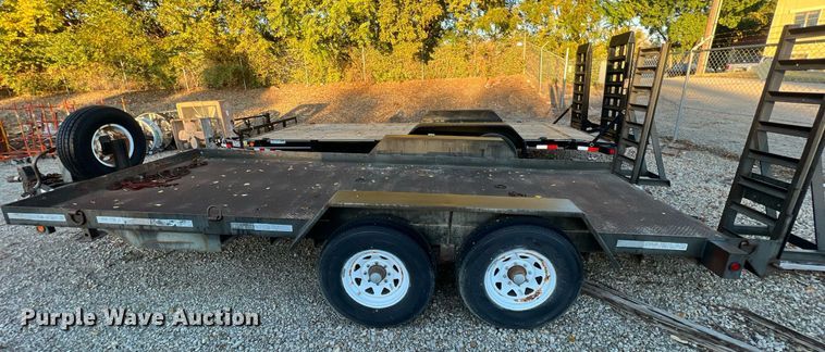 image for item OA9017 2002 Road Hog  utility trailer