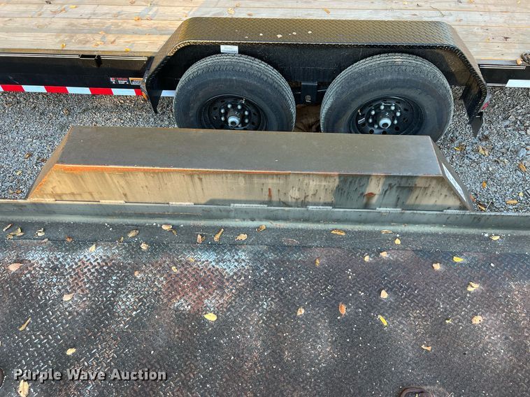 image for item OA9017 2002 Road Hog  utility trailer