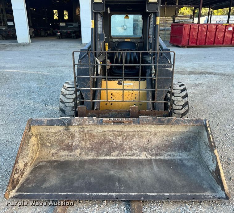 image for item OA9019 1996 New Holland LX885  skid steer loader
