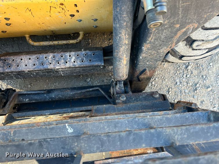 image for item OA9019 1996 New Holland LX885  skid steer loader