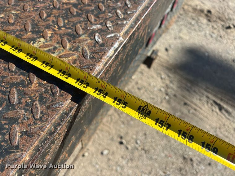 image for item OA9024 2001 Ford F350  flatbed pickup truck