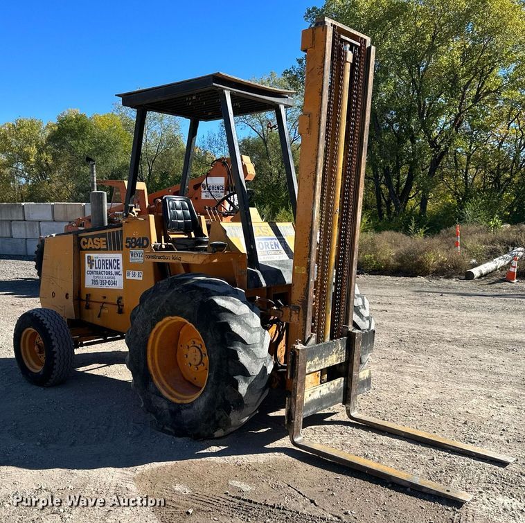 image for item OA9026 1982 Case 584D  forklift