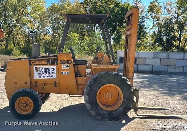 image for item OA9026 1982 Case 584D  forklift