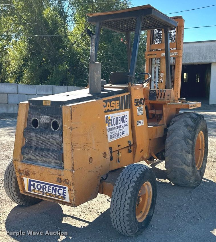image for item OA9026 1982 Case 584D  forklift