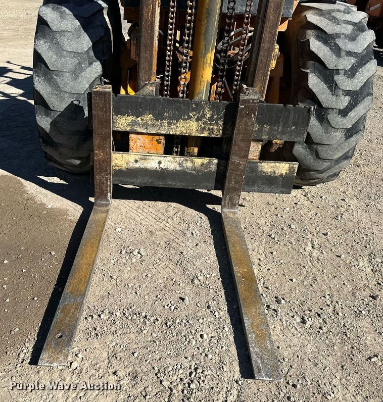 image for item OA9026 1982 Case 584D  forklift