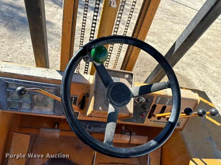 image for item OA9026 1982 Case 584D  forklift