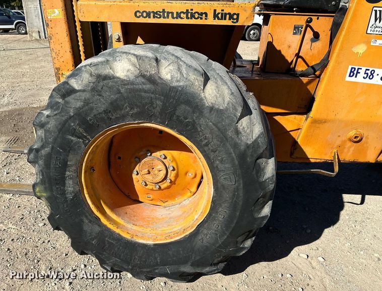 image for item OA9026 1982 Case 584D  forklift