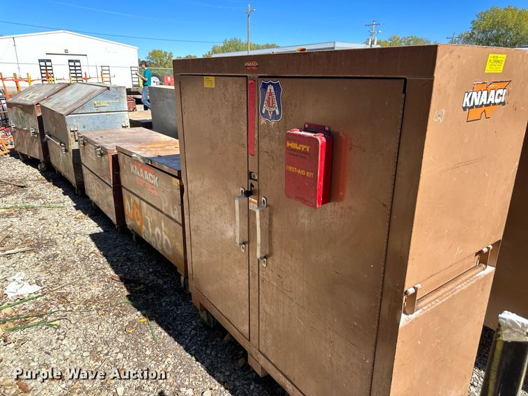 image for item OA9032 (13) jobsite boxes