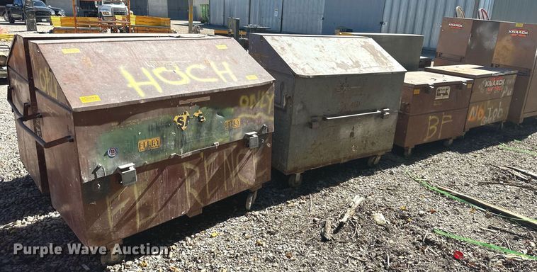 image for item OA9032 (13) jobsite boxes